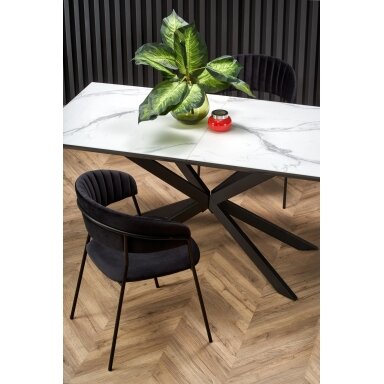 DIESEL išskleidžiamas marmurinis valgomojo stalas